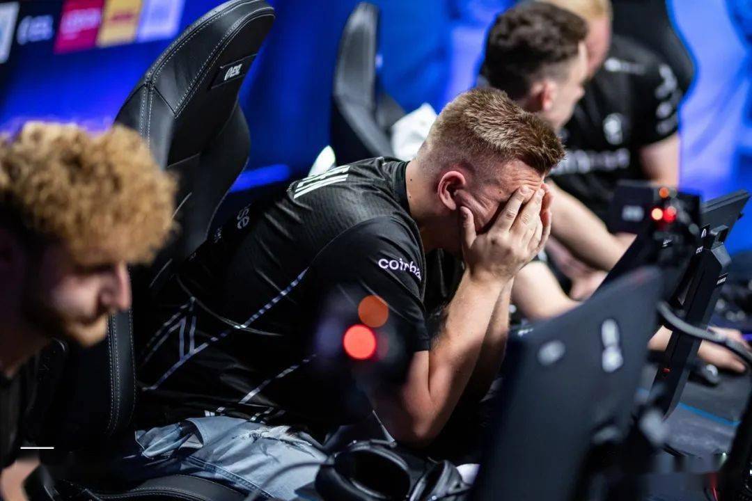 多米体育官网入口-包含转会期欧超杯焦点战；阿贾克斯遗憾出局；球迷炸锅；细节决定成败的词条