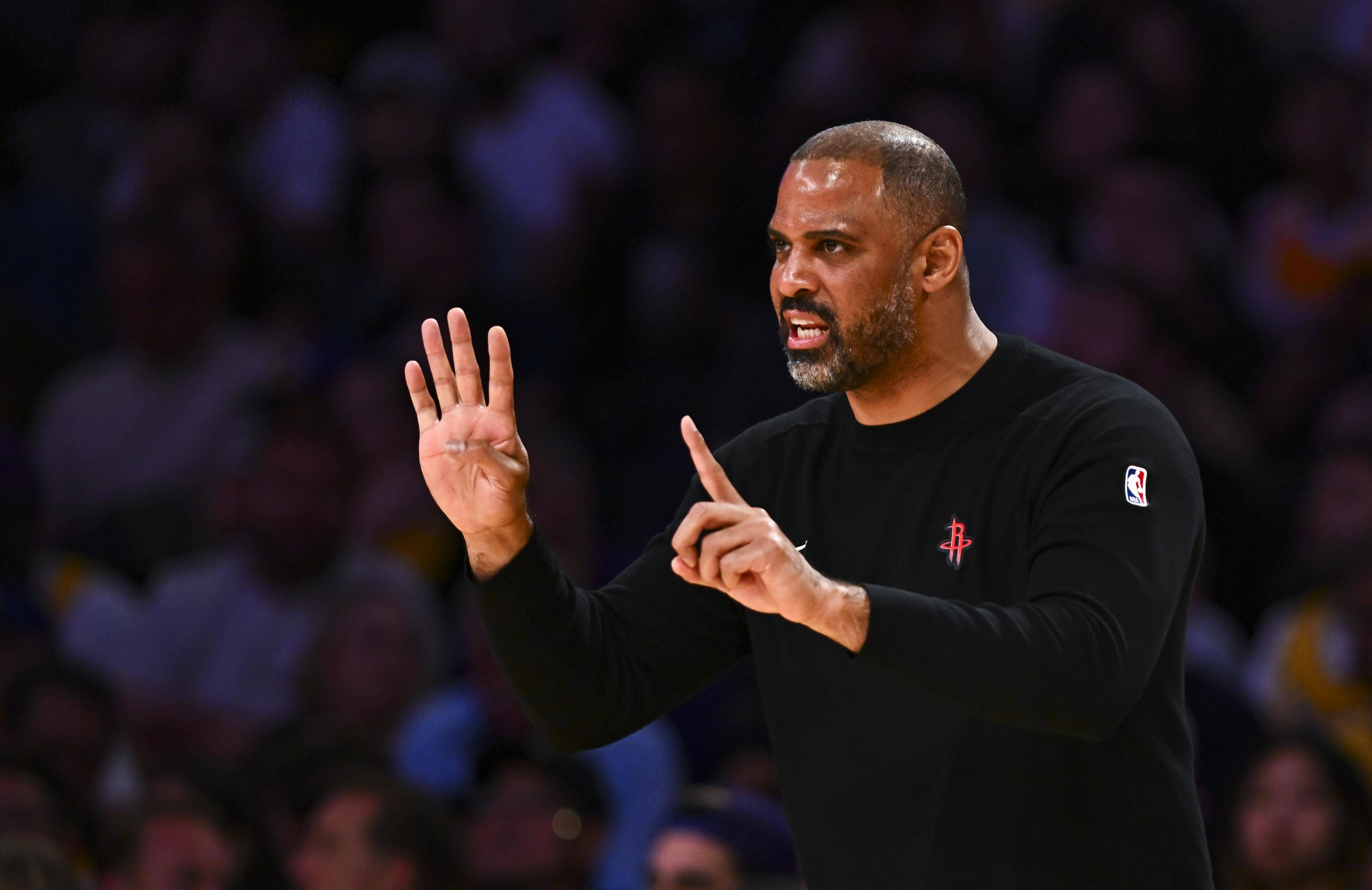 多米体育官网入口-包含迈阿密热火转会期战术微调，志在CBA季后赛名次提升，引发热议，阵容厚度经受考验的词条