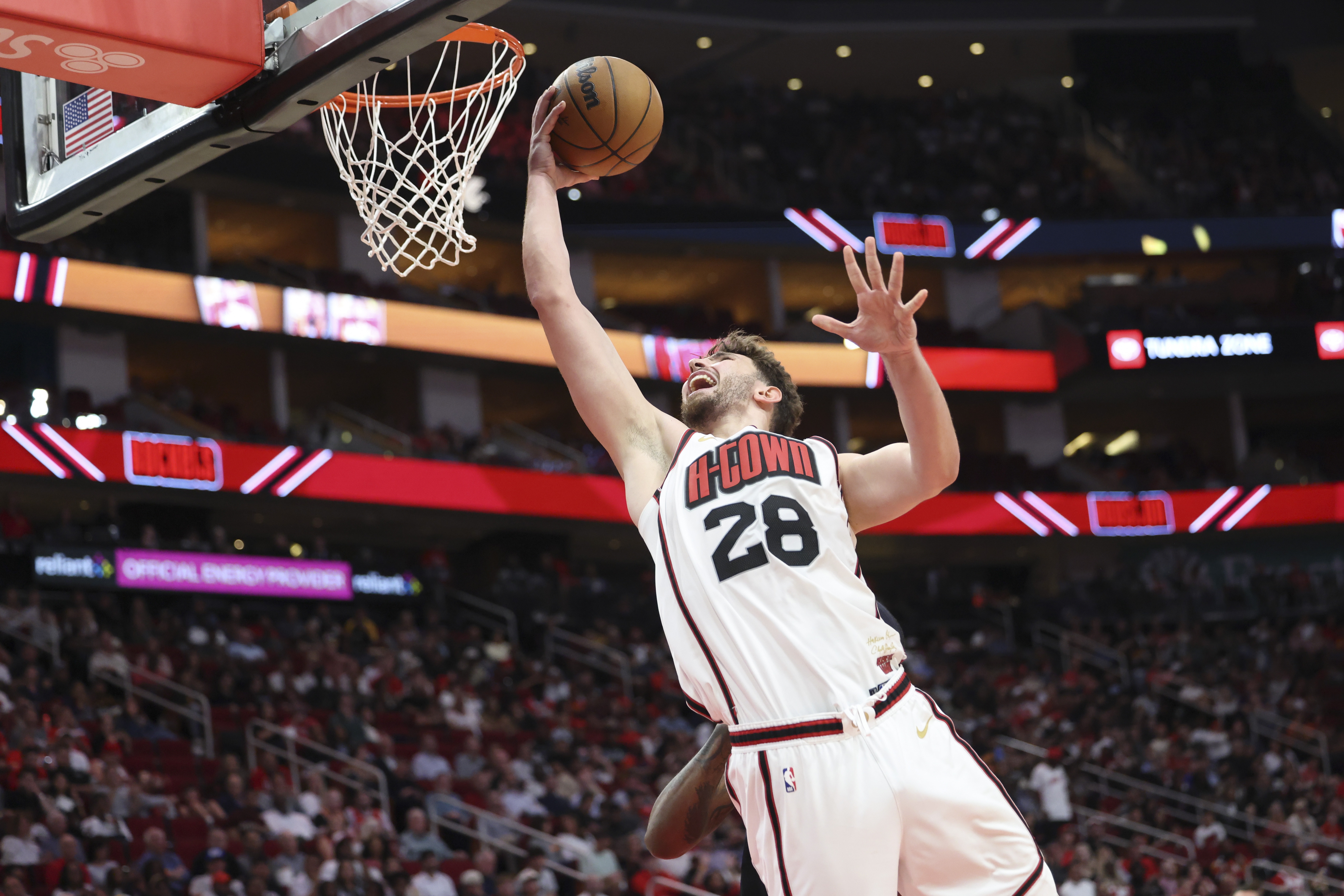 多米体育官网入口-纽卡斯尔训练开放日，冲刺阶段临场应变引欢呼，全明星赛在即，球队文化再被提及的简单介绍